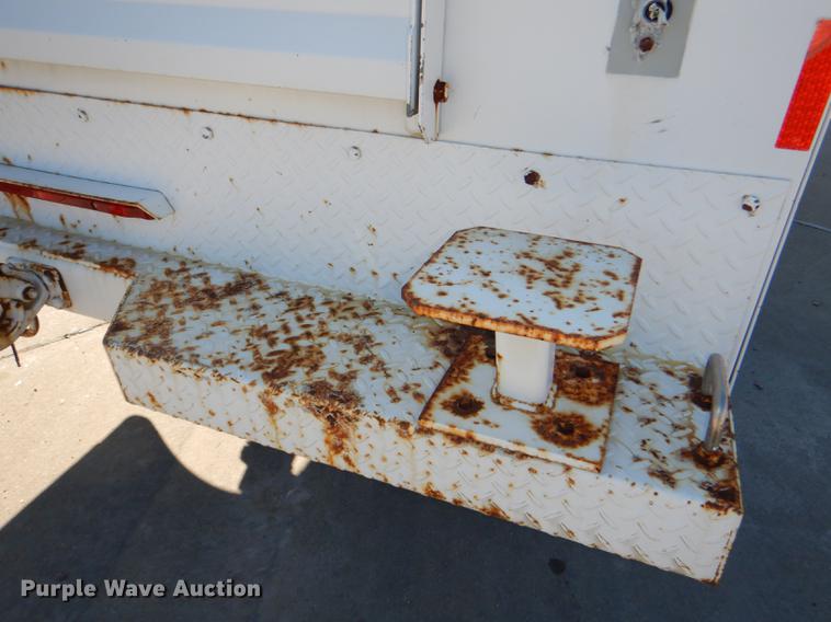 image for item DF1961 2009 Chevrolet Silverado 3500HD utility bed pickup truck