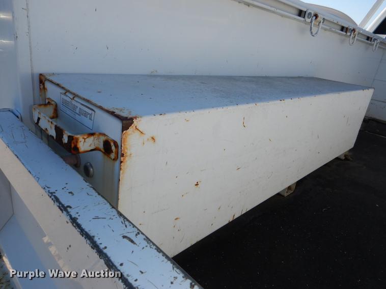 image for item DF1961 2009 Chevrolet Silverado 3500HD utility bed pickup truck