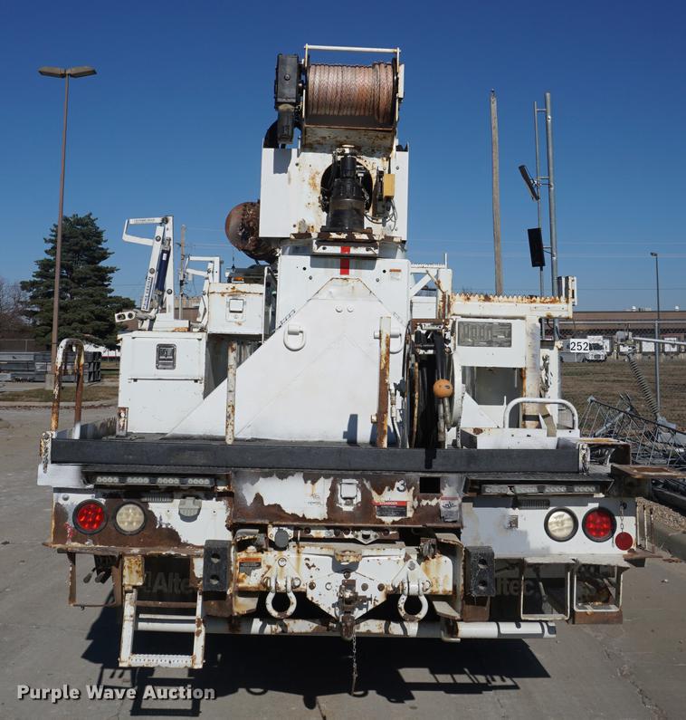 image for item DF1968 2010 Freightliner Business Class M2 digger derrick truck