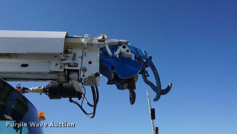 image for item DF1968 2010 Freightliner Business Class M2 digger derrick truck