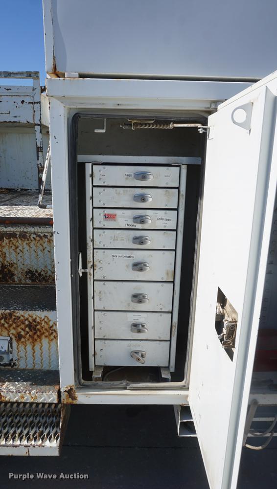 image for item DF1968 2010 Freightliner Business Class M2 digger derrick truck