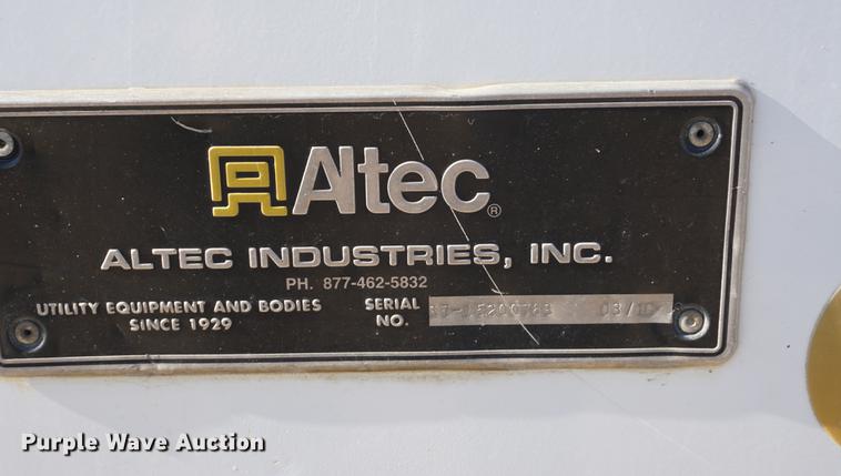 image for item DF1968 2010 Freightliner Business Class M2 digger derrick truck