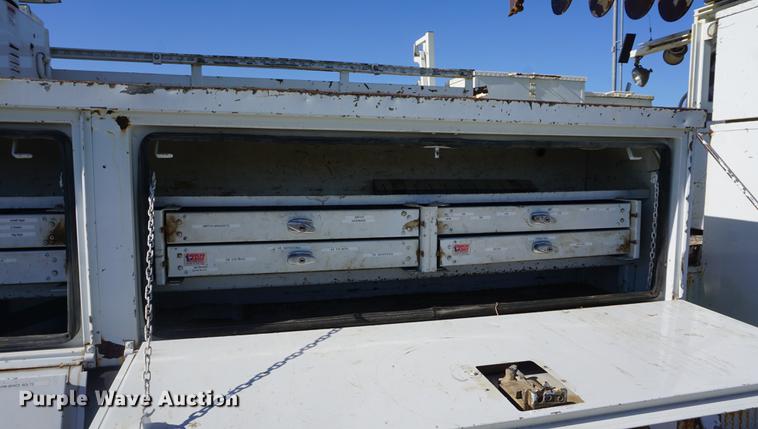 image for item DF1968 2010 Freightliner Business Class M2 digger derrick truck