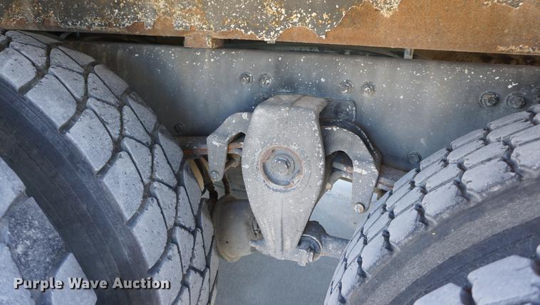 image for item DF1968 2010 Freightliner Business Class M2 digger derrick truck