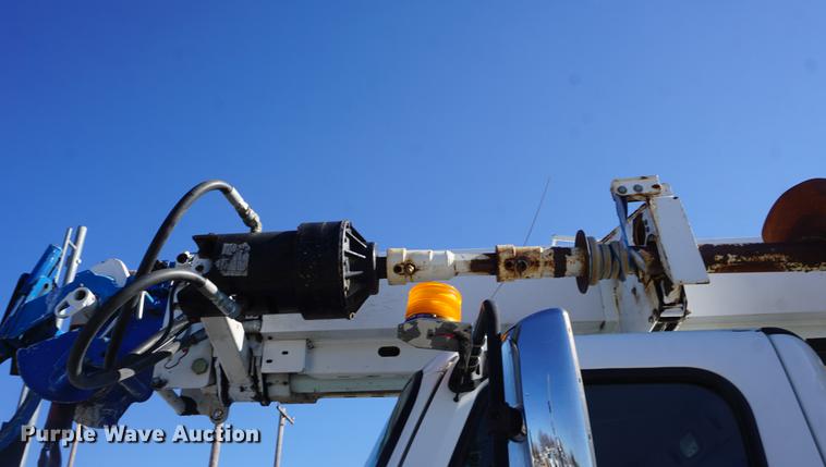 image for item DF1968 2010 Freightliner Business Class M2 digger derrick truck