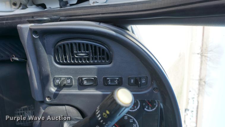 image for item DF1969 2010 Freightliner Business Class M2 bucket truck