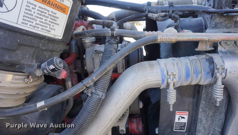 image for item DF1969 2010 Freightliner Business Class M2 bucket truck