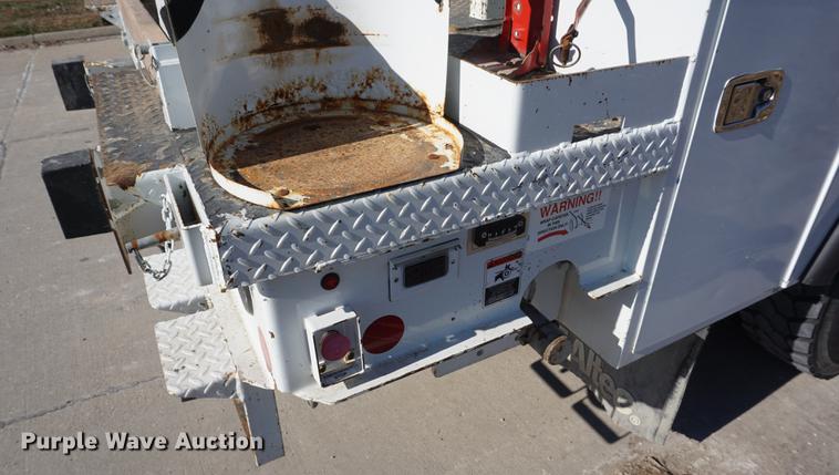 image for item DF1969 2010 Freightliner Business Class M2 bucket truck