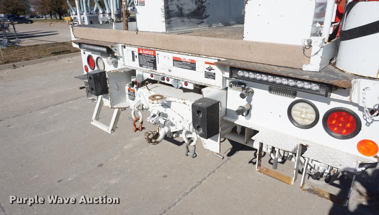 image for item DF1969 2010 Freightliner Business Class M2 bucket truck