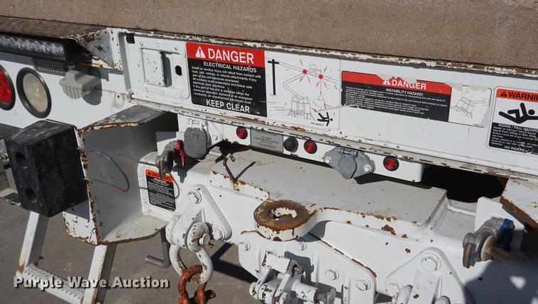 image for item DF1969 2010 Freightliner Business Class M2 bucket truck