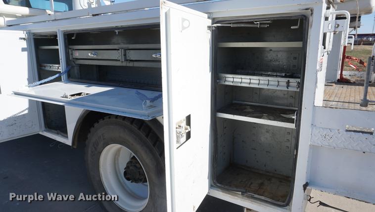 image for item DF1969 2010 Freightliner Business Class M2 bucket truck