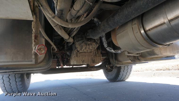 image for item DF1969 2010 Freightliner Business Class M2 bucket truck