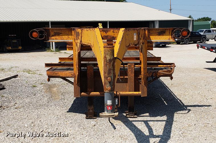 image for item DF2403 1987 equipment trailer