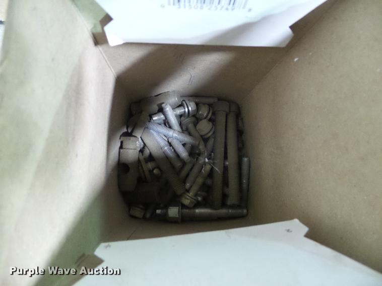 image for item DF2860 2013 Generac GLPNGDQT-100 6.8L V10 natural gas engine