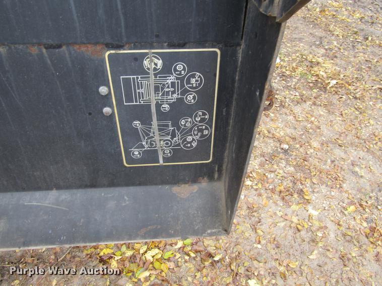 image for item DF3884 1988 Mustang 342 skid steer