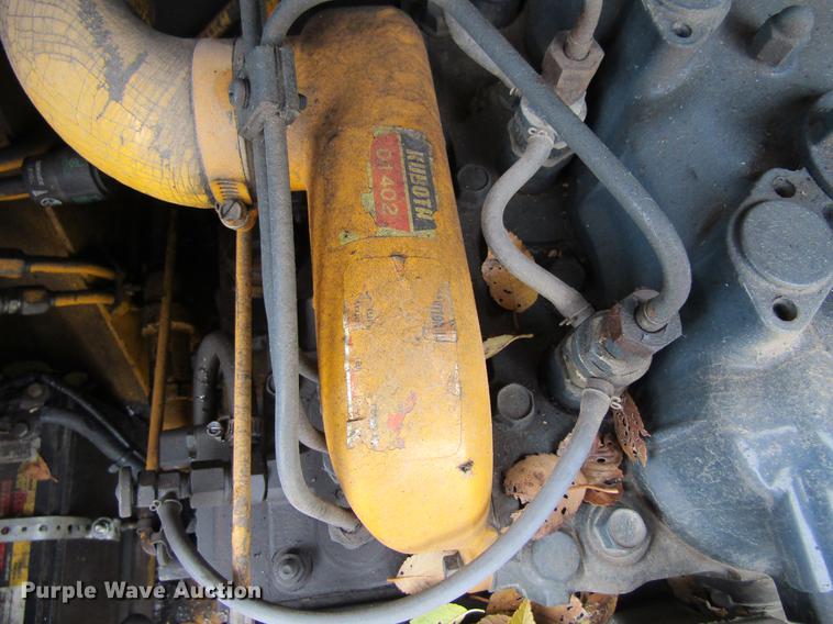 image for item DF3884 1988 Mustang 342 skid steer