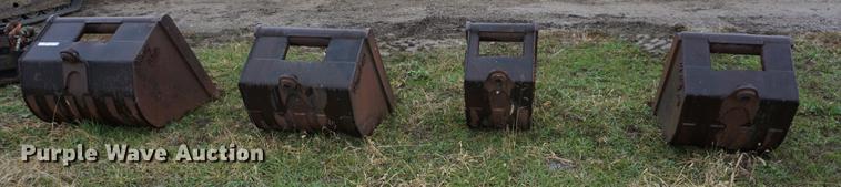 image for item DI9261 (4) Wain Roy excavator buckets
