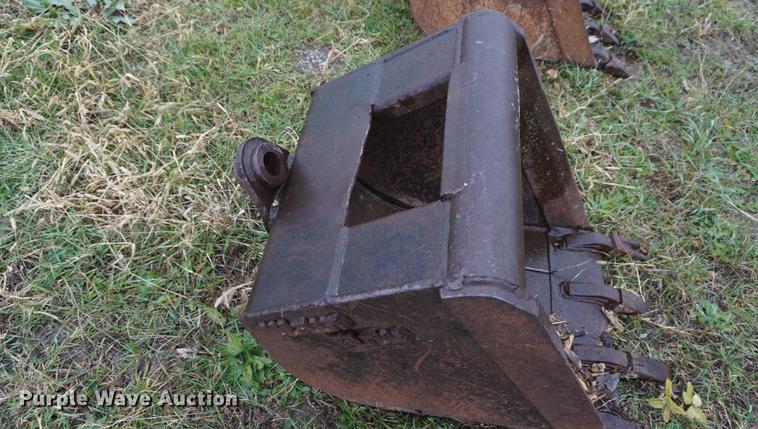 image for item DI9261 (4) Wain Roy excavator buckets