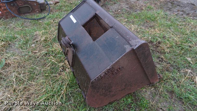 image for item DI9261 (4) Wain Roy excavator buckets