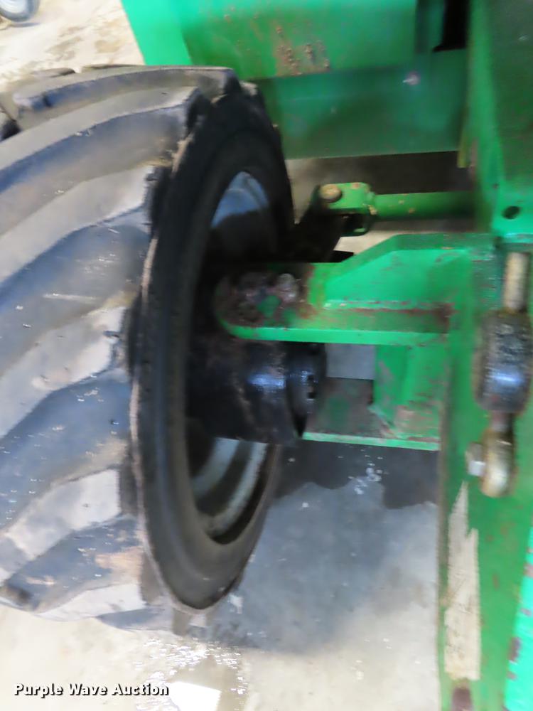 image for item DN9159 2010 Genie GS-2668RT scissor lift