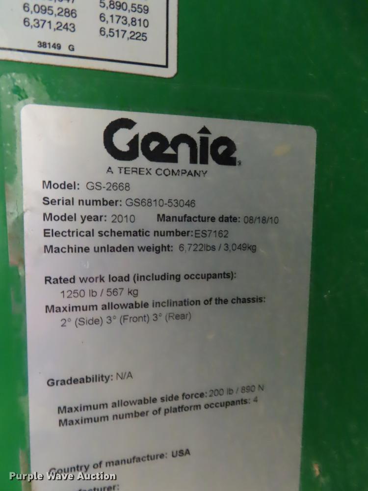 image for item DN9159 2010 Genie GS-2668RT scissor lift