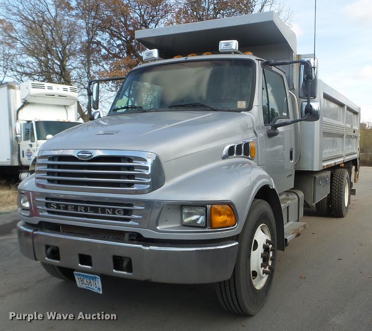 image for item DX9661 2007 Sterling Aceterra truck