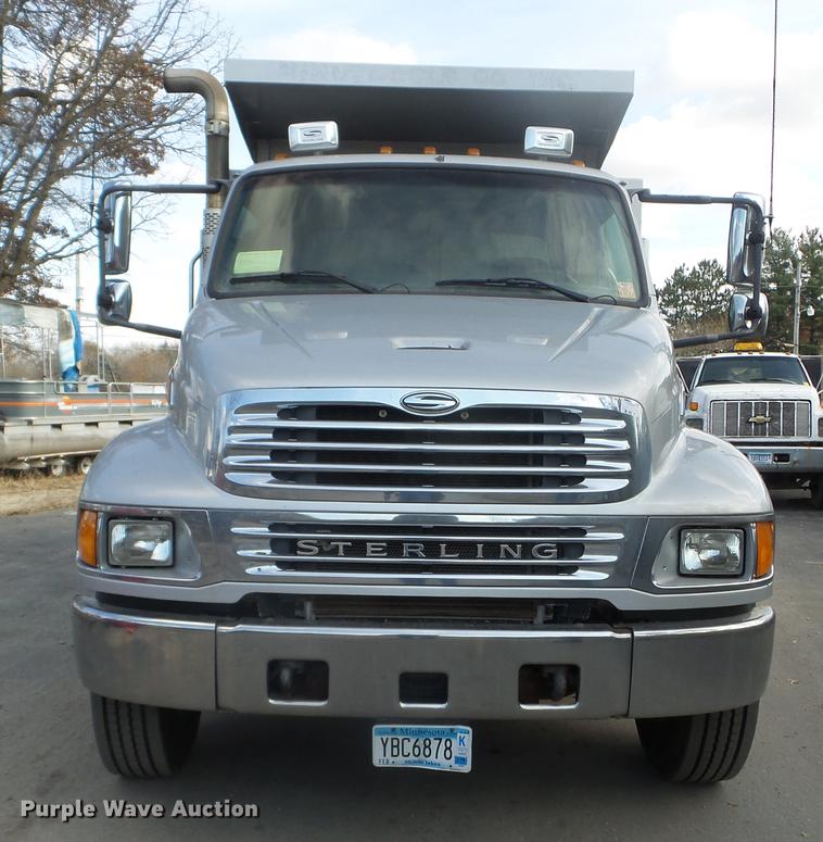 image for item DX9661 2007 Sterling Aceterra truck