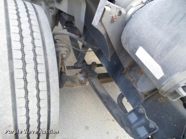 image for item DX9661 2007 Sterling Aceterra truck