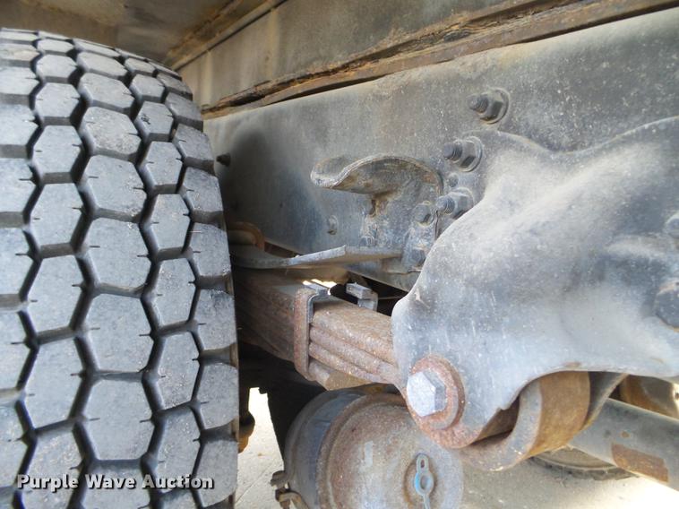 image for item DX9661 2007 Sterling Aceterra truck