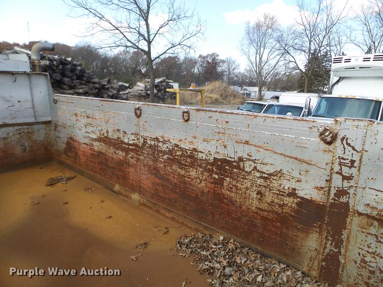 image for item DX9661 2007 Sterling Aceterra truck