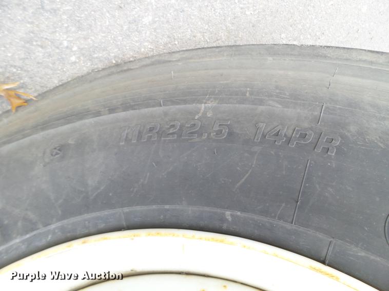 image for item DX9661 2007 Sterling Aceterra truck