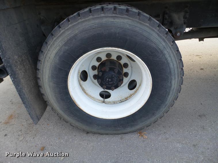 image for item DX9661 2007 Sterling Aceterra truck