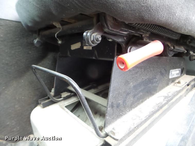 image for item DX9707 1993 Volvo FE box truck