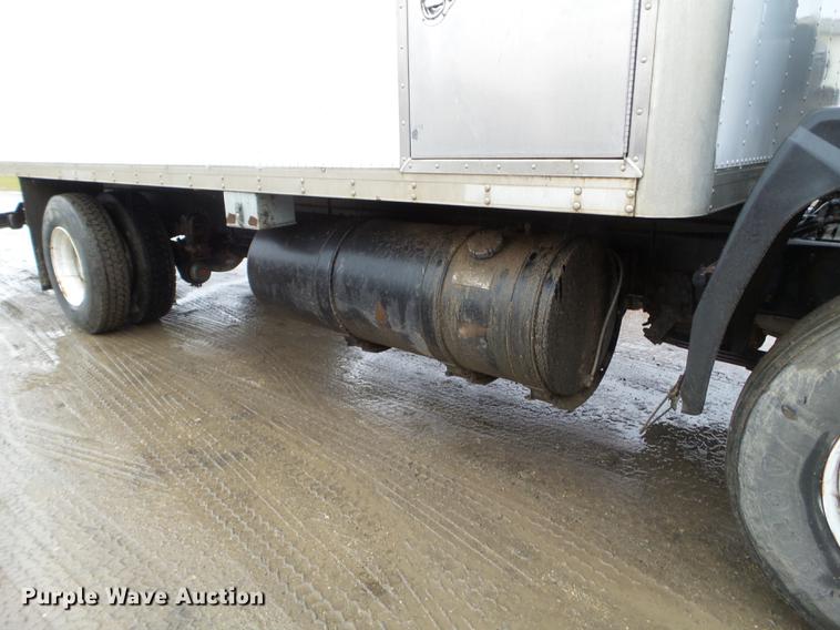 image for item DX9707 1993 Volvo FE box truck