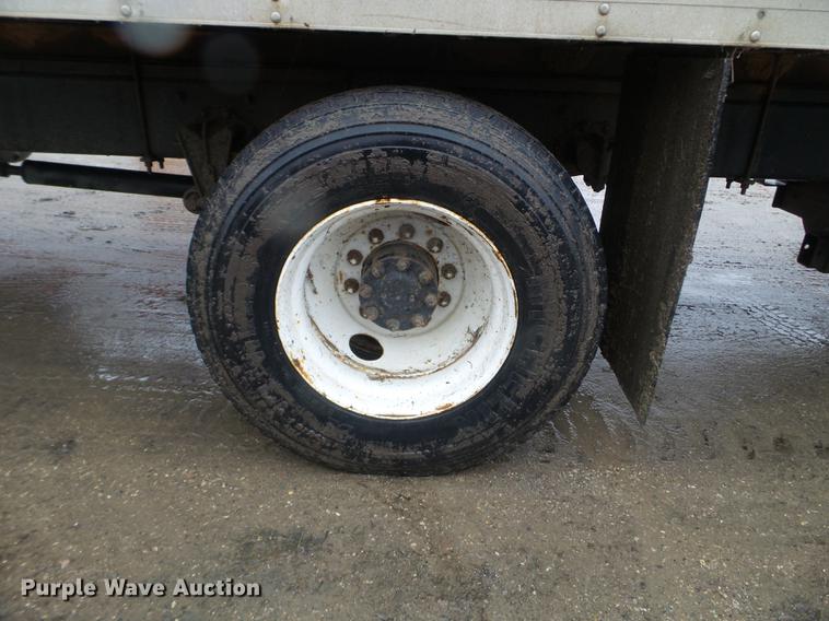 image for item DX9707 1993 Volvo FE box truck