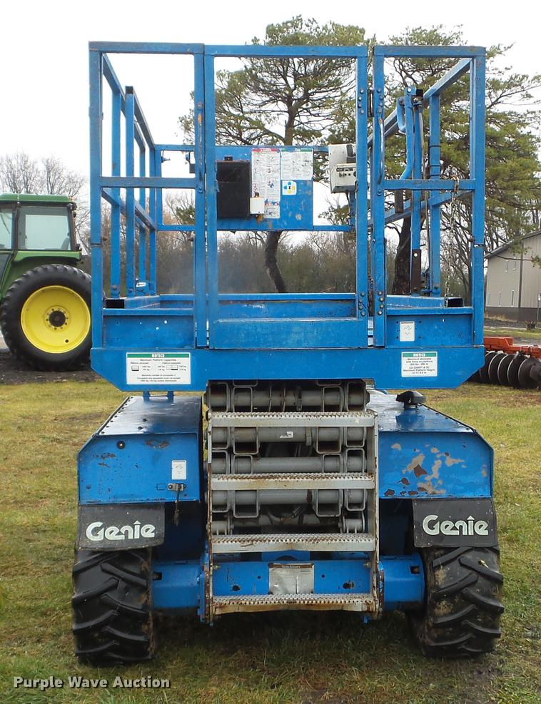 image for item DX9708 2000 Genie GS-3268 scissor lift