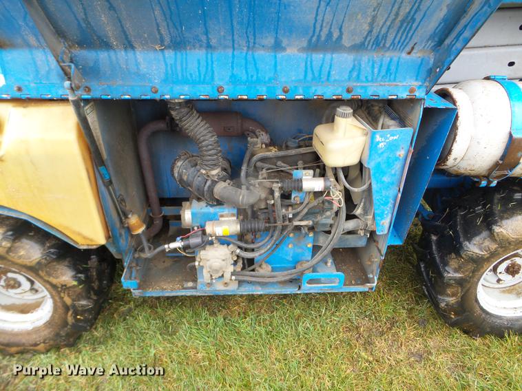 image for item DX9708 2000 Genie GS-3268 scissor lift