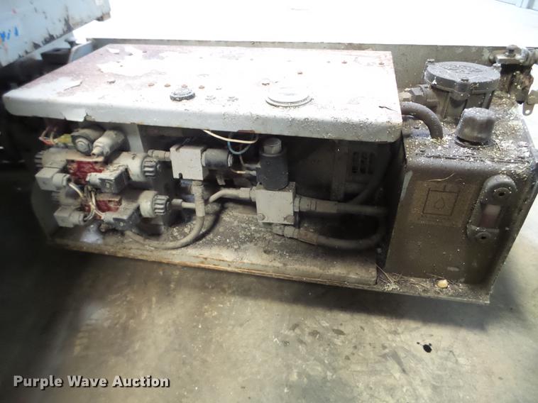 image for item DX9709 Skyjack SJIII 3219 scissor lift