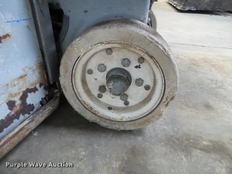 image for item DX9709 Skyjack SJIII 3219 scissor lift