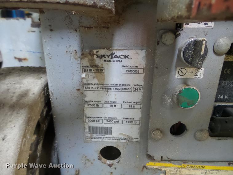 image for item DX9709 Skyjack SJIII 3219 scissor lift