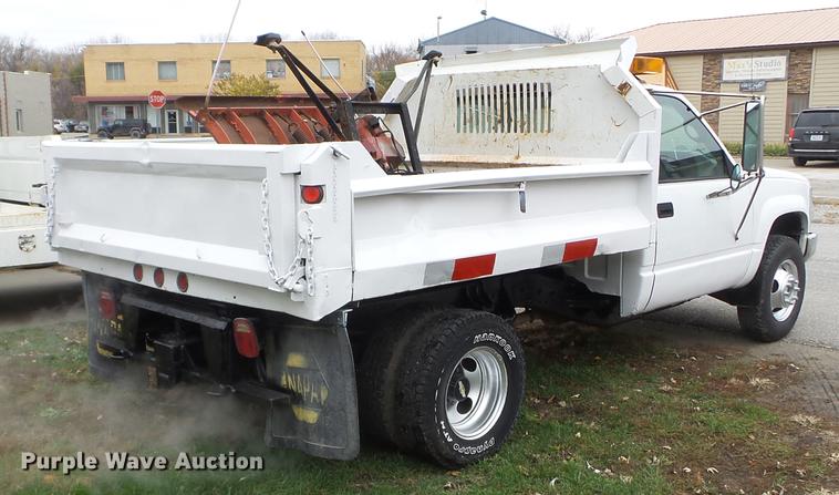 image for item DX9719 1999 Chevrolet K3500 flat dump bed pickup truck