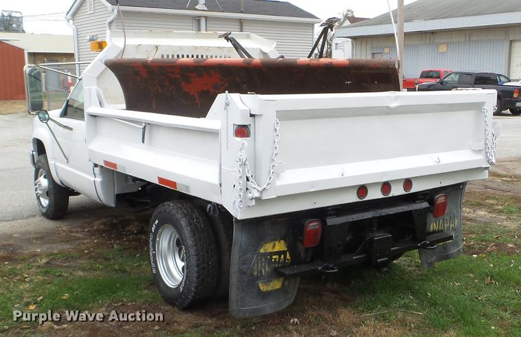 image for item DX9719 1999 Chevrolet K3500 flat dump bed pickup truck