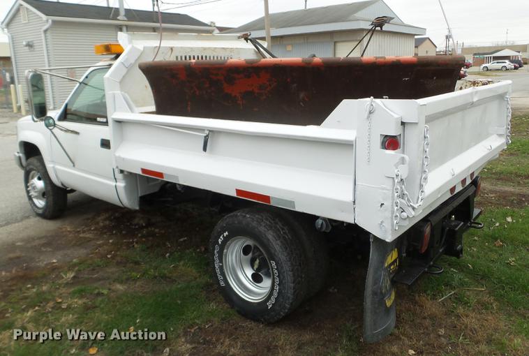 image for item DX9719 1999 Chevrolet K3500 flat dump bed pickup truck