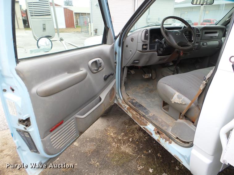 image for item DX9719 1999 Chevrolet K3500 flat dump bed pickup truck