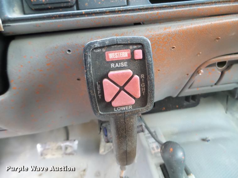 image for item DX9719 1999 Chevrolet K3500 flat dump bed pickup truck