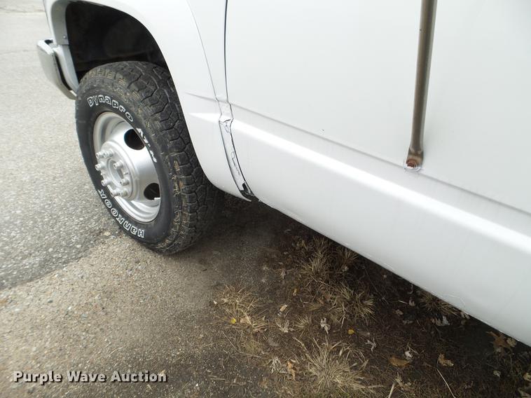 image for item DX9719 1999 Chevrolet K3500 flat dump bed pickup truck