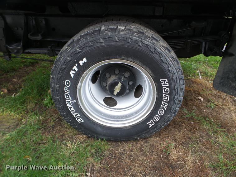 image for item DX9719 1999 Chevrolet K3500 flat dump bed pickup truck