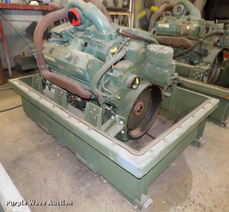 image for item DZ9598 Detroit Diesel 8083-7K92 V8 turbo diesel engine