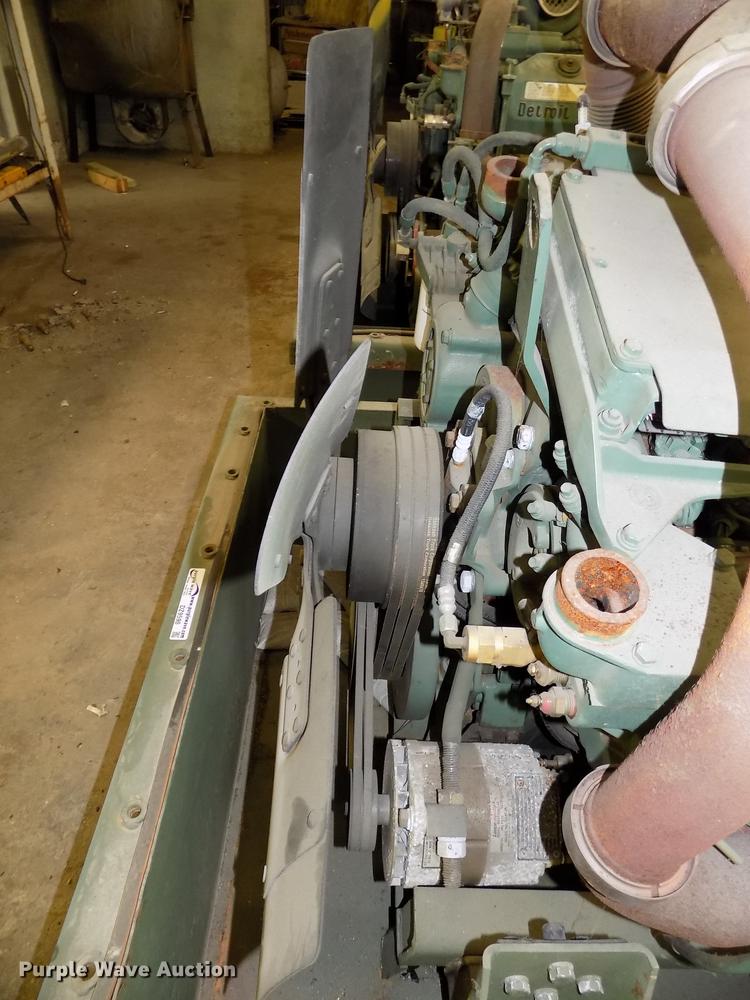 image for item DZ9598 Detroit Diesel 8083-7K92 V8 turbo diesel engine