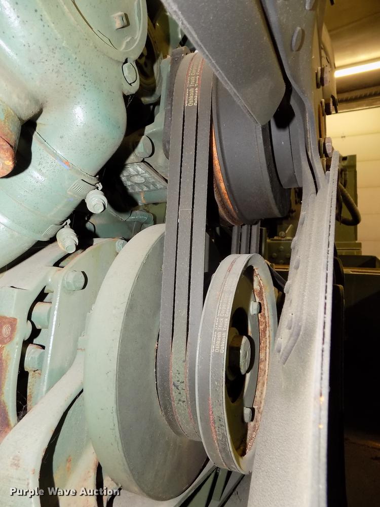 image for item DZ9598 Detroit Diesel 8083-7K92 V8 turbo diesel engine